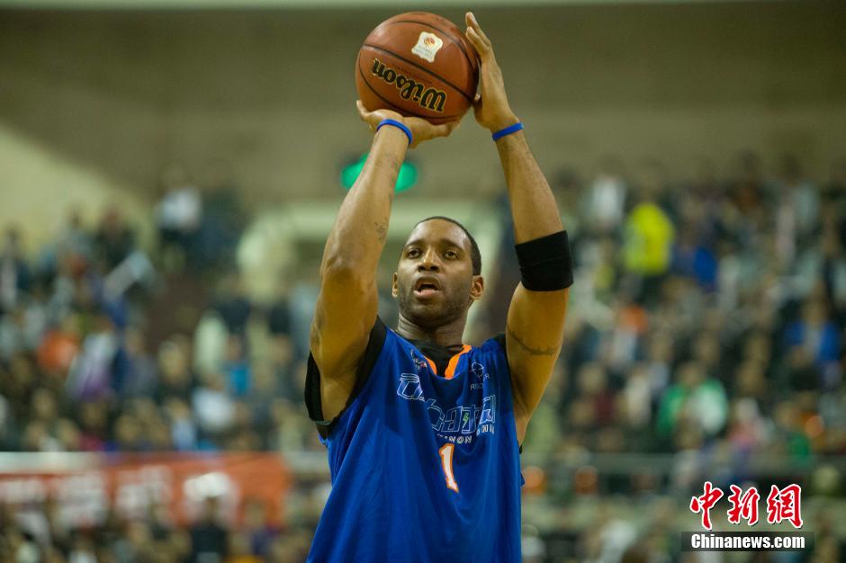 致大量人员 致大量人员